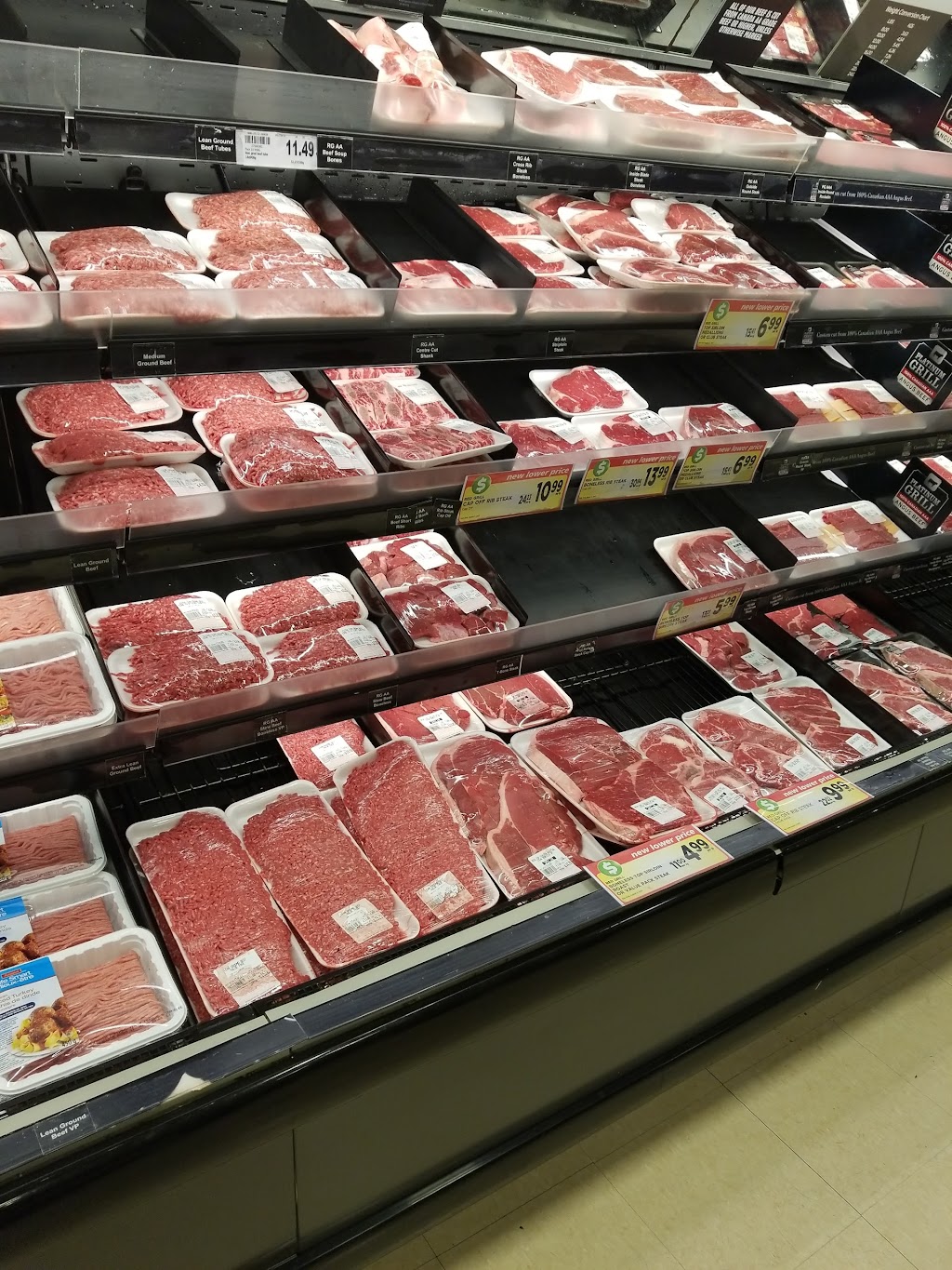 Metro | 1161 Barton St E, Hamilton, ON L8H 2V4, Canada | Phone: (905) 544-1129