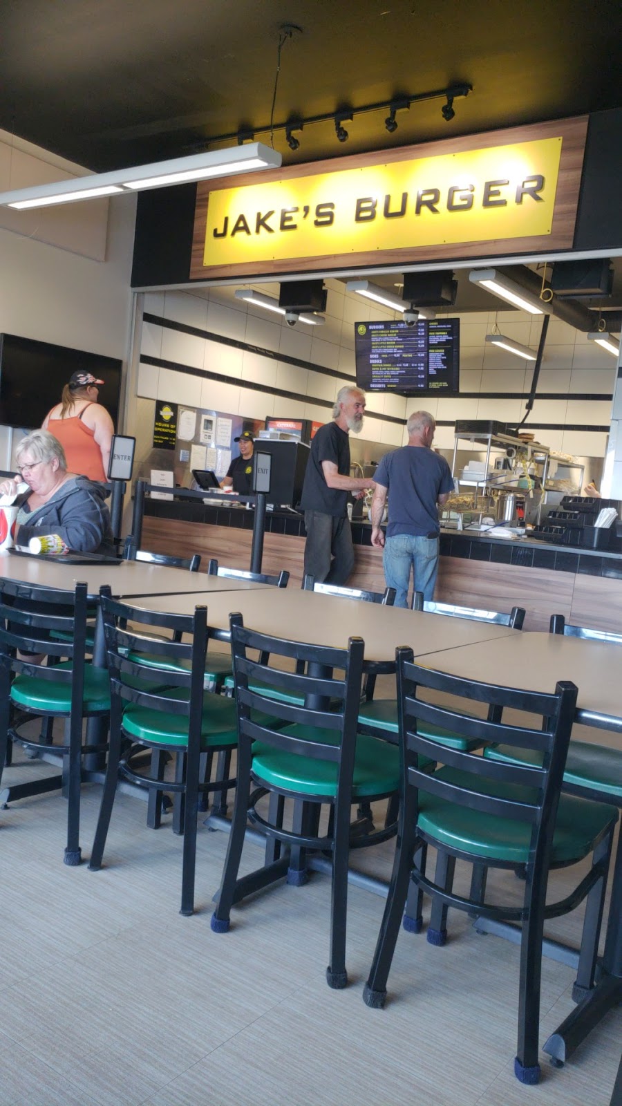 Jakes Burger | Hague, SK S0K 1X0, Canada | Phone: (306) 225-5005