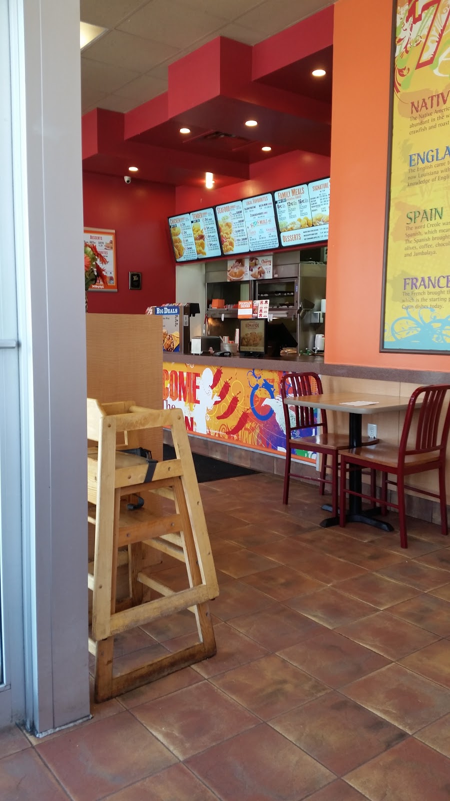 Popeyes Louisiana Kitchen | 1365 Wilson Rd N, Oshawa, ON L1K 2B8, Canada | Phone: (905) 245-0680