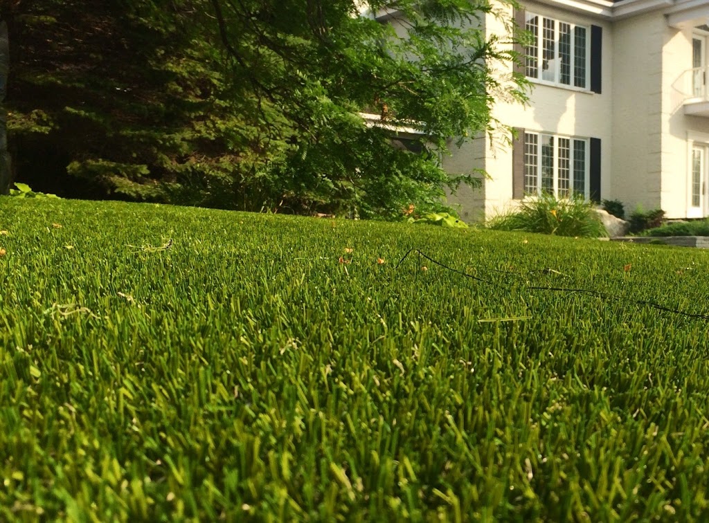 SGC Synthetic Grass & Composite | 1670 Rue Semple, Québec, QC G1N 4R9, Canada | Phone: (800) 742-9169