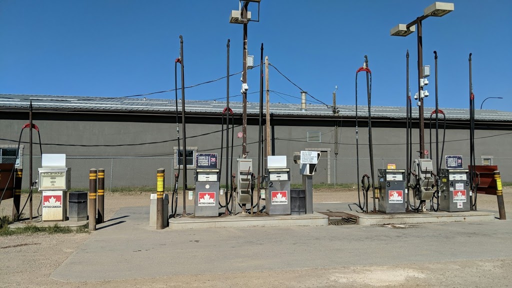 Petro Pass Truck Stop - Wetaskiwin, AB | gas station | 5020 56 St, Wetaskiwin, AB T9A 1V9, Canada | 7803617050 OR +1 780-361-7050
