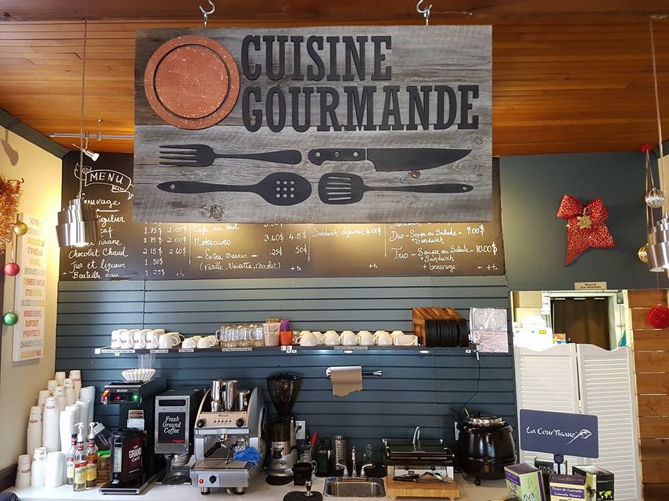 Café Cuisine gourmande | 223 Rue Principale, Saint-Urbain-Premier, QC J0S 1Y0, Canada | Phone: (514) 929-8417
