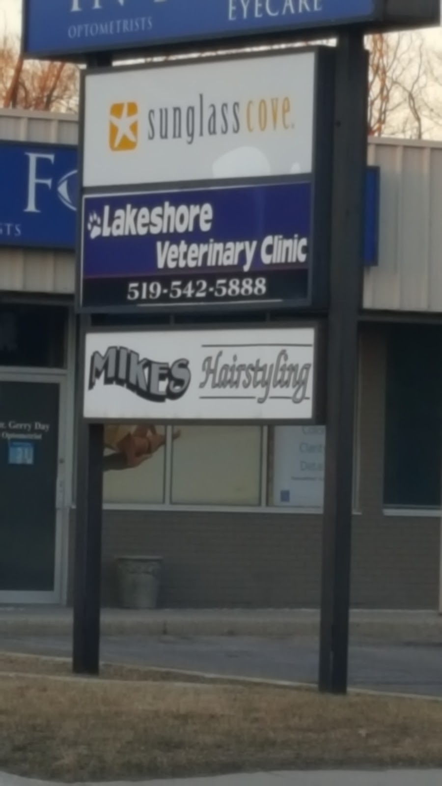 Mike Jones Hair Styling | 1208 Lakeshore Rd, Sarnia, ON N7S 2L2, Canada | Phone: (519) 542-4551