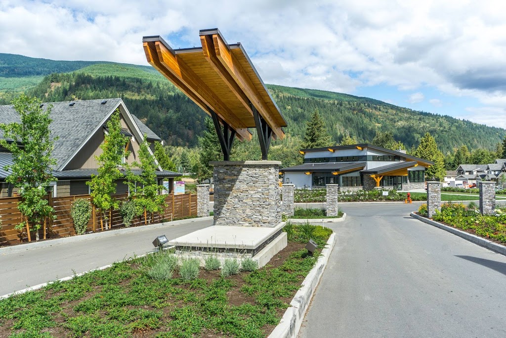 Aquadel Crossing | 1885 Columbia Valley Rd, Lindell Beach, BC V2R 4W6, Canada | Phone: (604) 858-2840