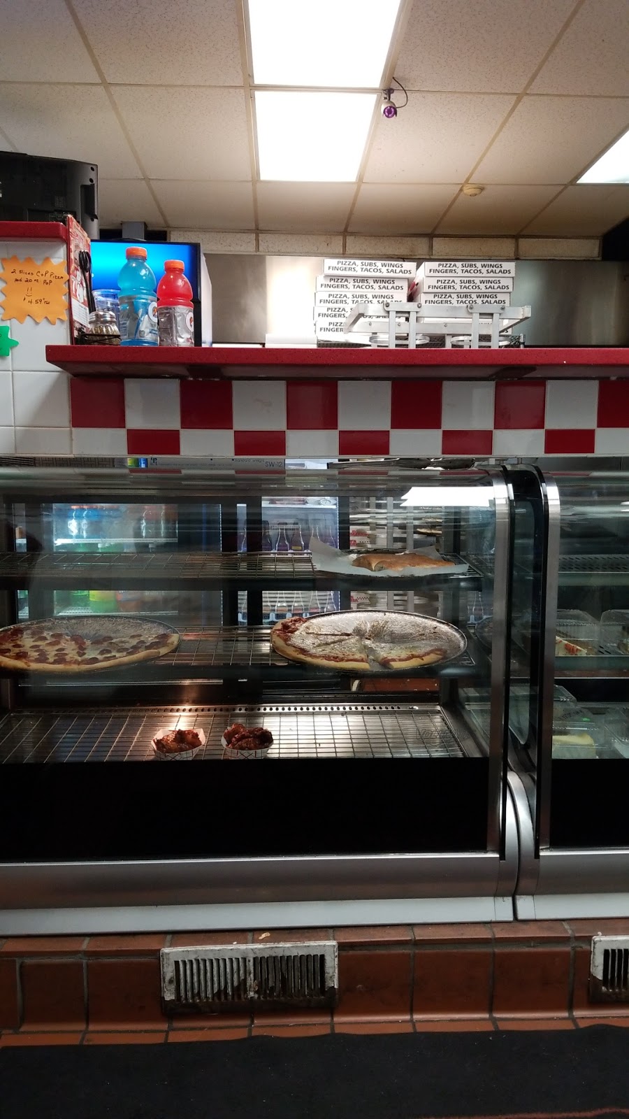 Pats Pizzeria | 544 Ontario St, Buffalo, NY 14207, USA | Phone: (716) 874-1233