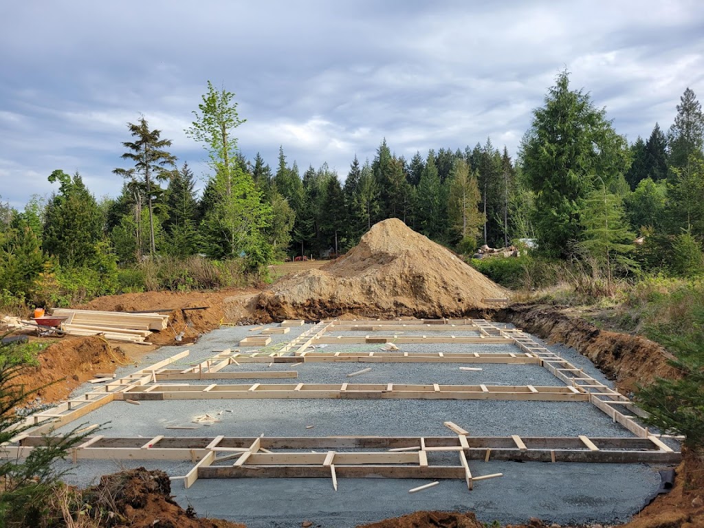 Bluestone Aggregate Inc | 2800 Marshland Rd, Qualicum Beach, BC V9K 2L7, Canada | Phone: (250) 937-0216