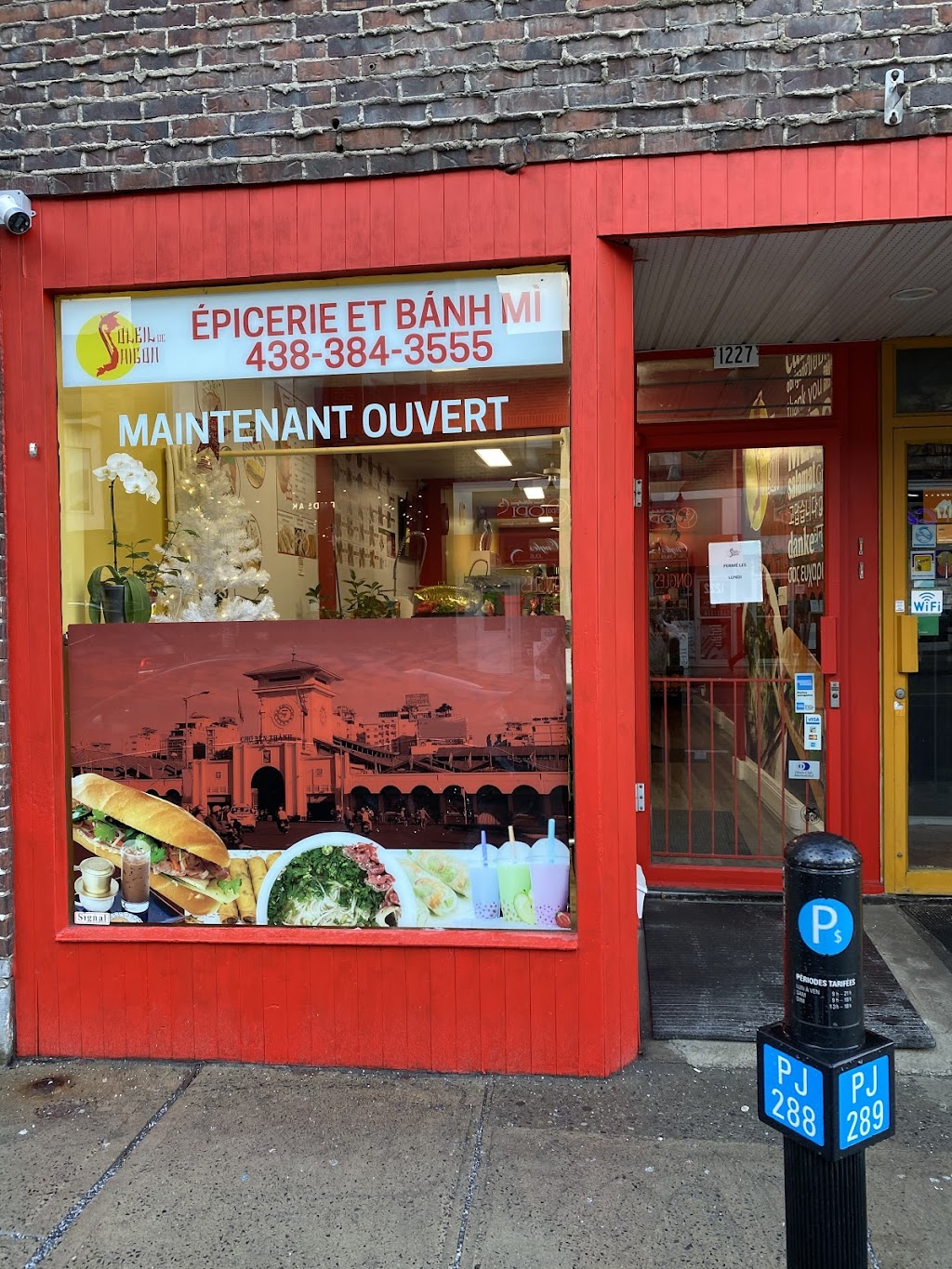 Soleil De Saigon | 1227 Avenue du Mont-Royal E, Montréal, QC H2J 1Y2, Canada | Phone: (438) 384-3555