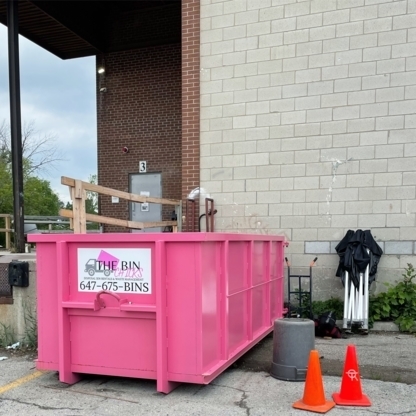 The Bin Rental Chicks | 2927 Lake Shore Blvd W, Etobicoke, ON M8V 1J3, Canada | Phone: (647) 675-2467