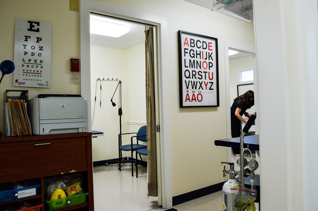 Central Saanich Medical Clinic | 1932 Mt Newton Cross Rd, Saanichton, BC V8M 2B1, Canada | Phone: (250) 652-2041