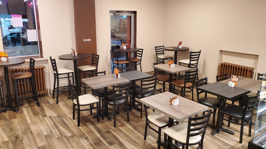 Rumi’s Resto and Chocolate Bar | 13 Queen St W, Elmvale, ON L0L 1P0, Canada | Phone: (705) 322-2480