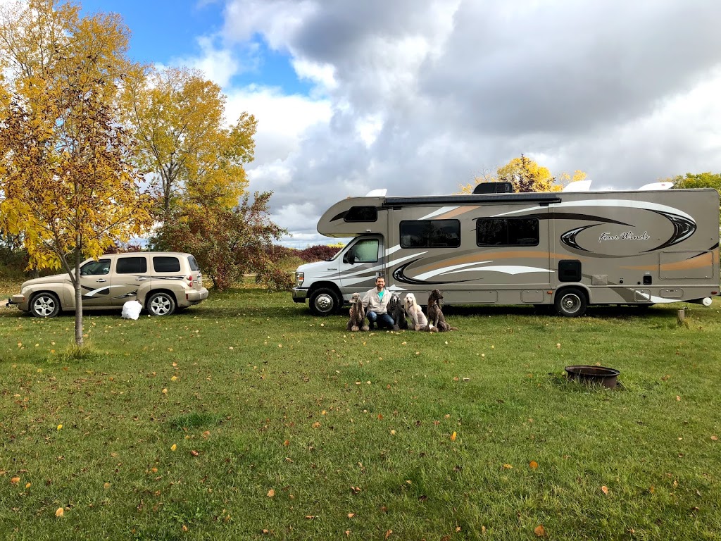 Town and Country Campground | 56001 Murdock Rd, Springfield, MB R3X 1Z6, Canada | Phone: (204) 256-2186