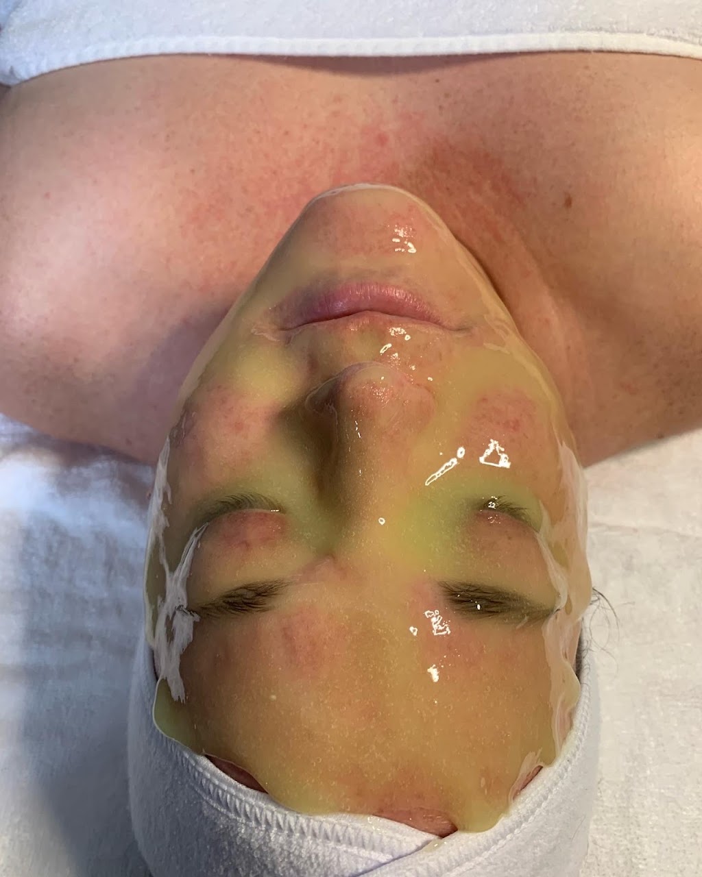 Mama Celina’s Beauty & body bar | 1102 Chaster Rd, Gibsons, BC V0N 1V4, Canada | Phone: (604) 323-3511
