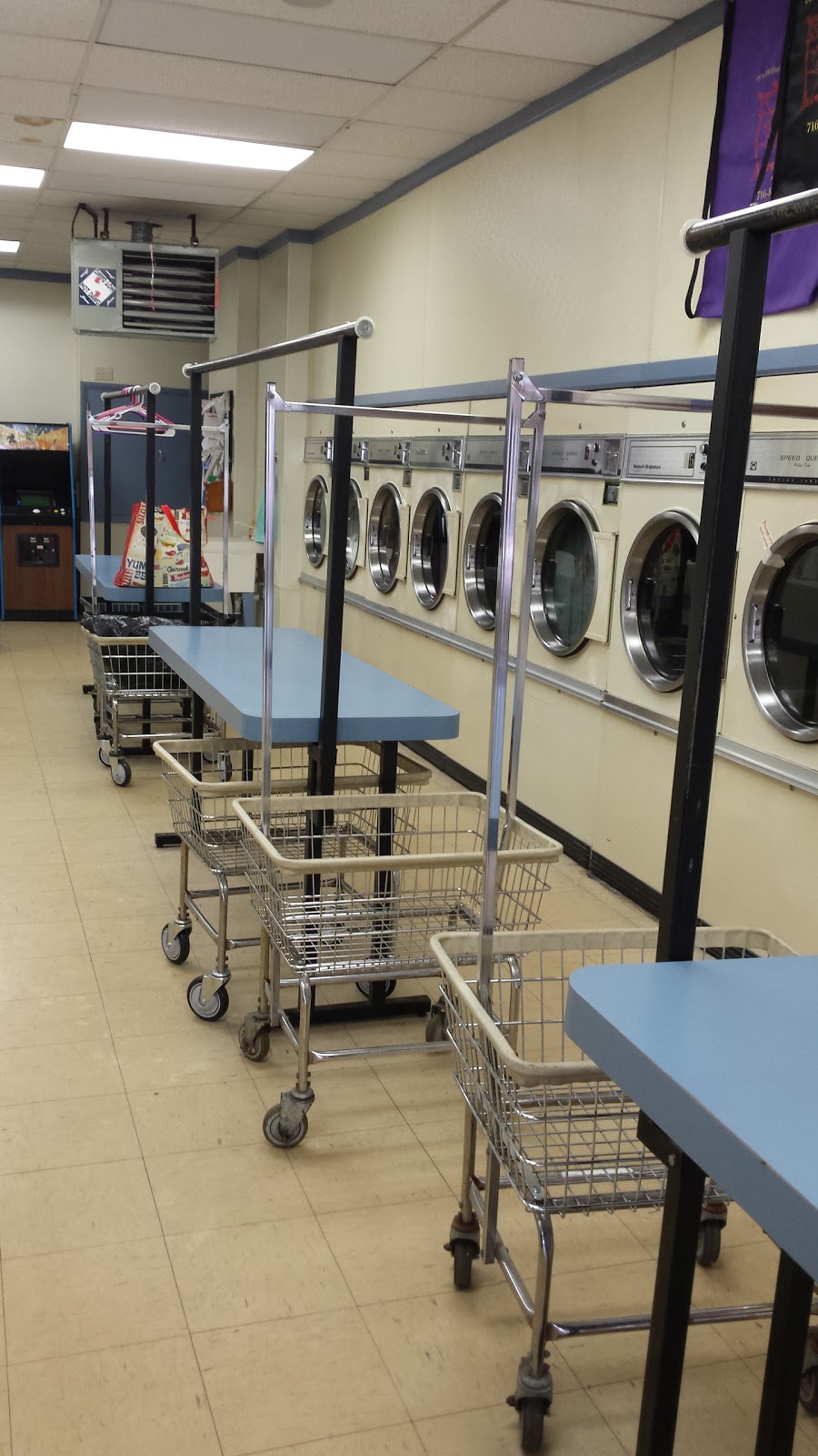 Parklane Laundromat | 2918 William St, Buffalo, NY 14227, USA | Phone: (716) 895-8998