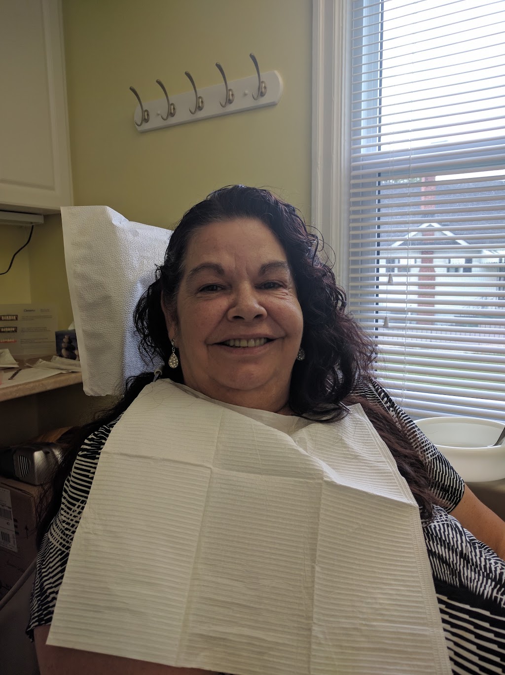 Kingston Denture Clinic | 1317 Princess St, Kingston, ON K7M 3E3, Canada | Phone: (613) 542-5442