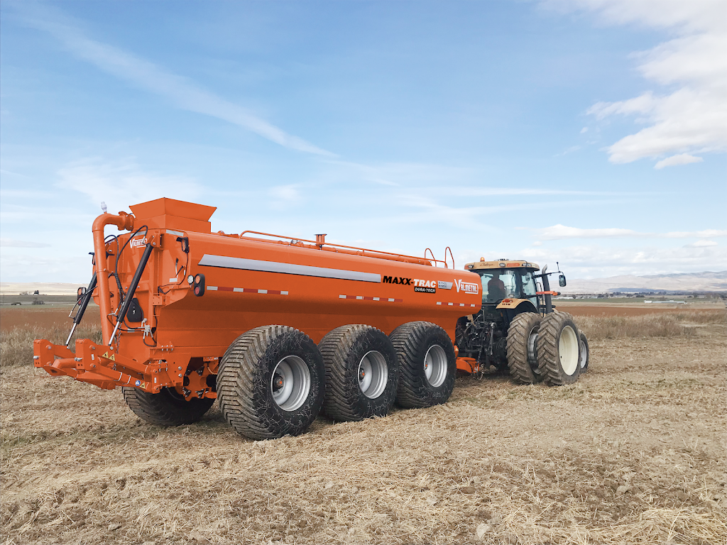 Valmetal St-François | 12 QC-249, Saint-François-Xavier-de-Brompton, QC J0B 2V0, Canada | Phone: (819) 845-7824