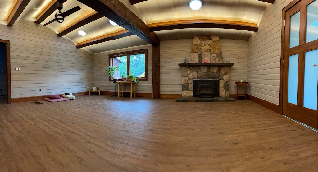 Yogarise | 53326 Range Rd 20, Parkland County, AB T7Y 0C4, Canada | Phone: (780) 298-9642