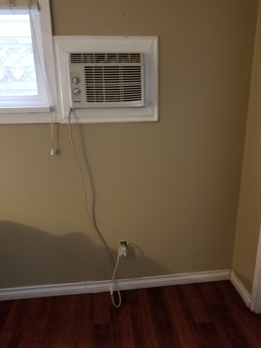 Beach Grove Motel | 5921 12 Ave, Delta, BC V4L 1C6, Canada | Phone: (604) 943-2632