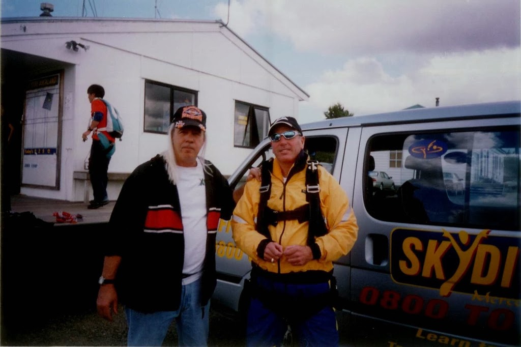 XTREME GLOBAL SPORTS INC. 20 Garthdale Ct 3, North York, ON M3H 5P8