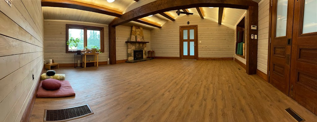 Yogarise | 53326 Range Rd 20, Parkland County, AB T7Y 0C4, Canada | Phone: (780) 298-9642