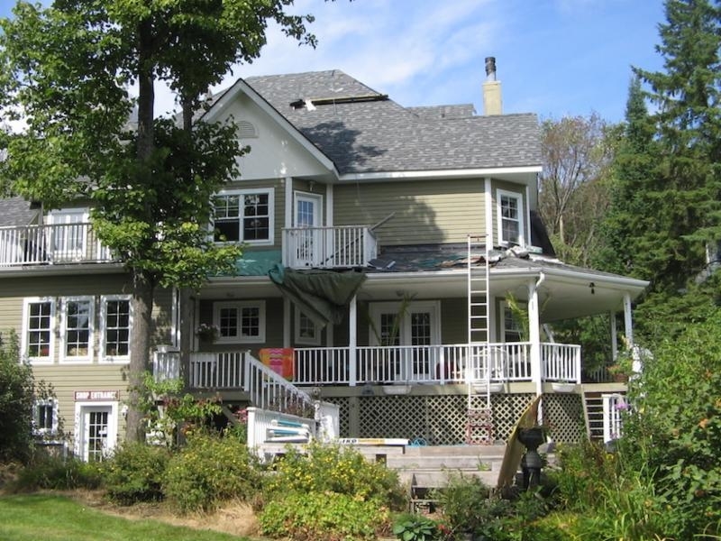 Ontario Royal Roofing Inc | 65 Cedar Pointe Dr #150, Barrie, ON L4N 9R3, Canada | Phone: (705) 795-4050