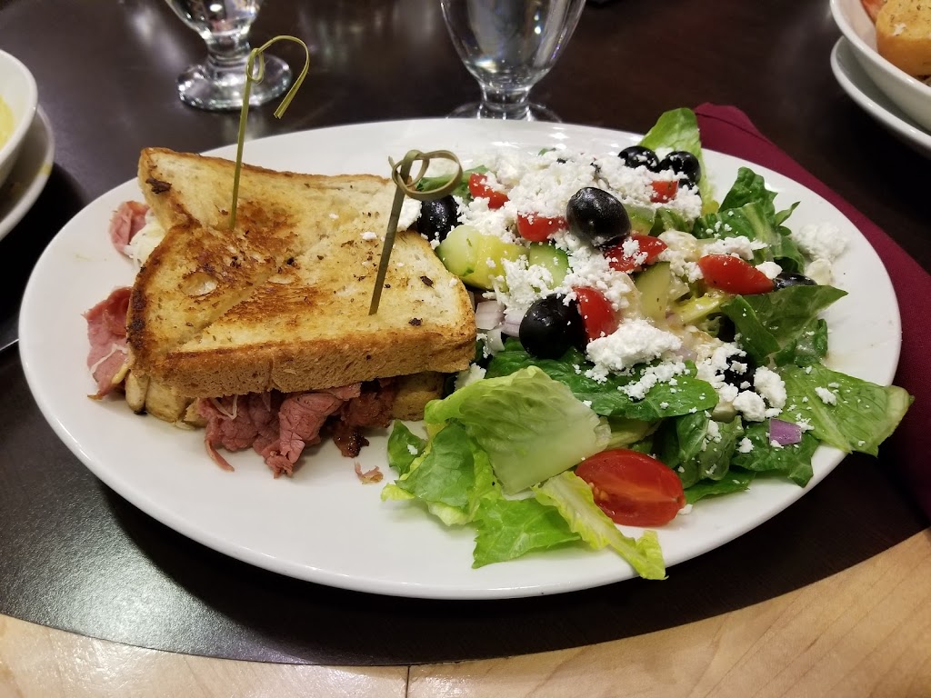 Sea Gulls Restaurant & Bar | Hwy # 8, Hecla Island, MB R0E 2E0, Canada | Phone: (204) 279-2041