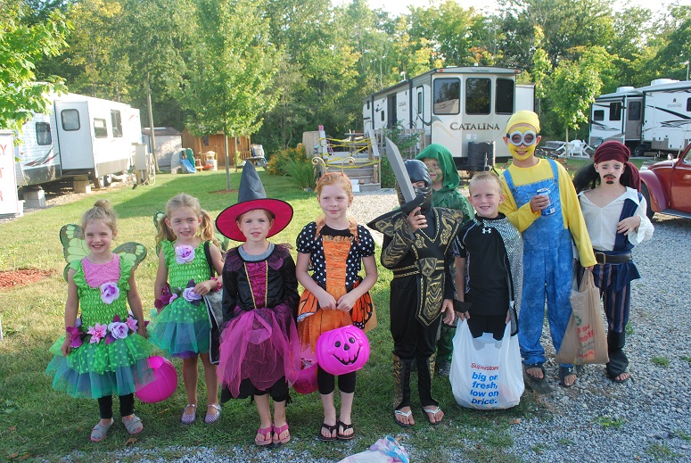 Lakewood Christian Campground | 4297 Lakeshore Rd, Plympton-Wyoming, ON N0N 1J6, Canada | Phone: (519) 899-4415