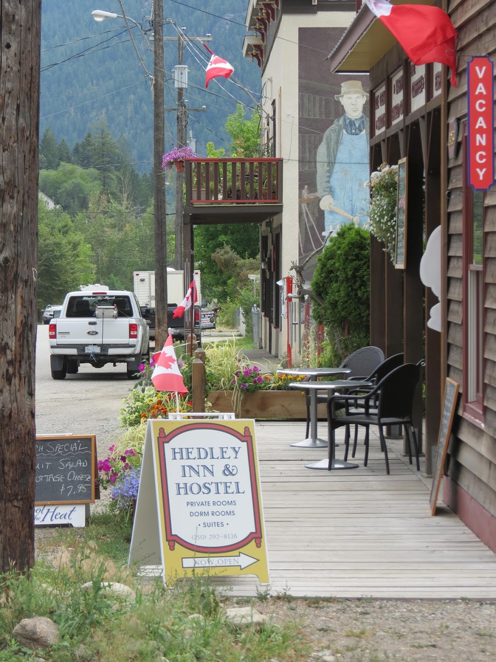 Country Store The | 897 Scott Ave, Hedley, BC V0X 1K0, Canada | Phone: (250) 292-8600