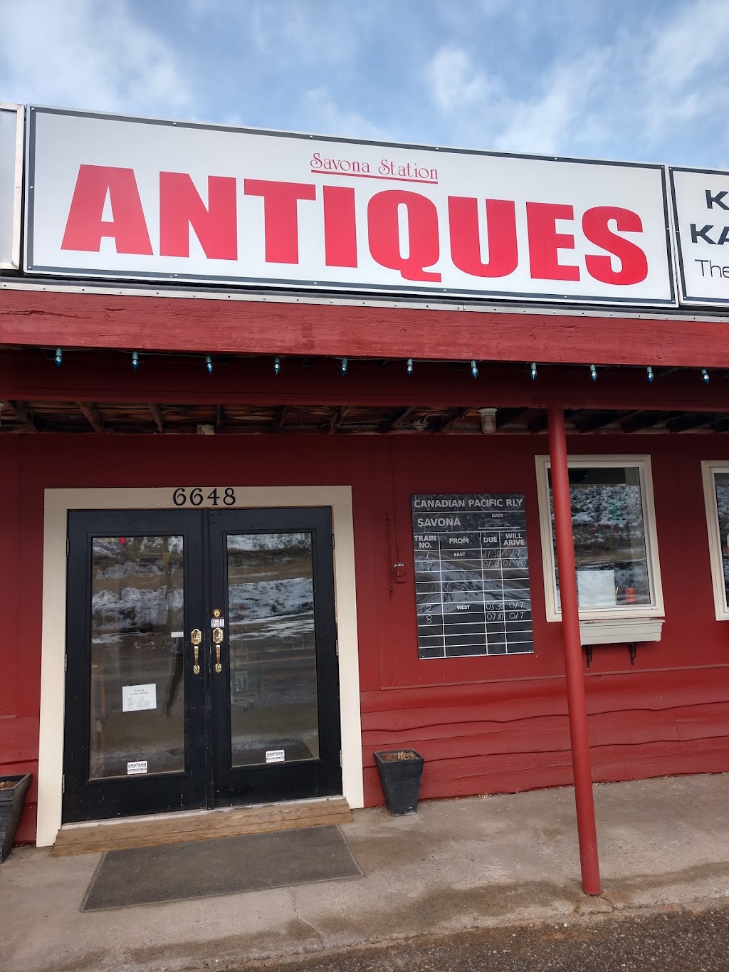 Kellys Kaboose | 6648 Savona Access Rd, Savona, BC V0K 2J0, Canada | Phone: (250) 377-8510