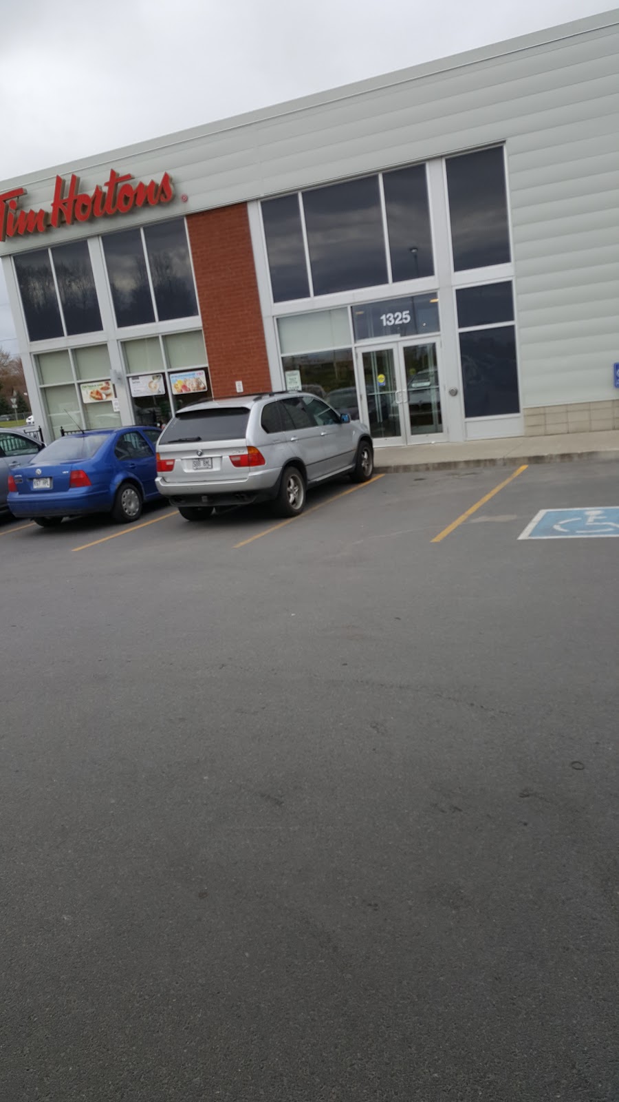 IGA | 1315 Rue Douglas, Saint-Jean-sur-Richelieu, QC J2W 0J2, Canada | Phone: (450) 376-2600