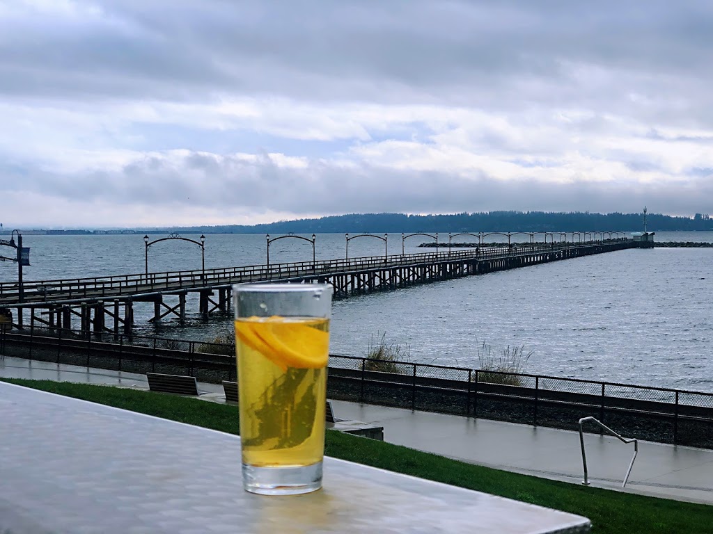 Cloud Cafe 江南邨 | 15019 Marine Dr, White Rock, BC V4B 1C3, Canada | Phone: (778) 233-9181
