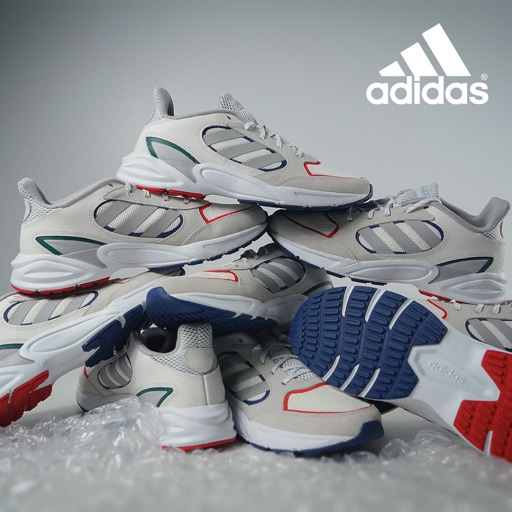 SVP Sports - Cartwright | 131 Cartwright Ave, North York, ON M6A 1V4, Canada | Phone: (416) 783-7663