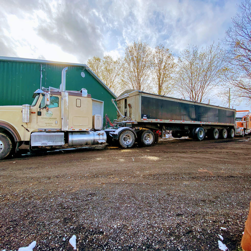 Fermes Lukassen Farms | 3960 Chemin Carrefour Front, Godmanchester, QC J0S 1H0, Canada | Phone: (450) 802-0707