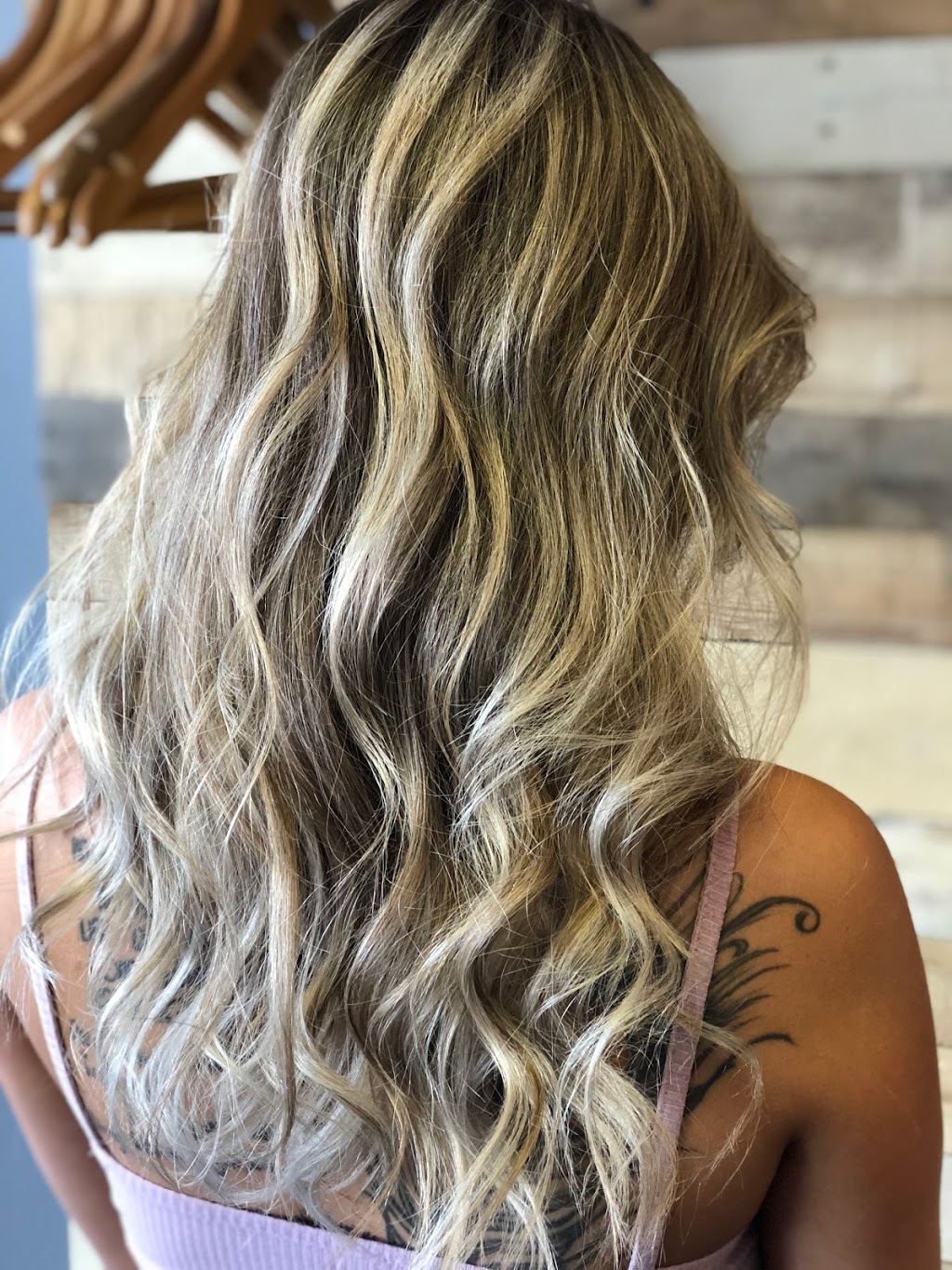 Salon Coqueta | 2117 Boulevard le Carrefour, Laval, QC H7S 2J7, Canada | Phone: (514) 808-2588