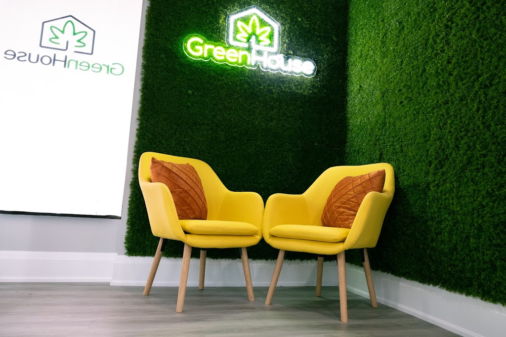 GreenHouse Cannabis │Hamilton │Cannabis Dispensary | 1216 Upper Wentworth St, Hamilton, ON L9A 4W2, Canada | Phone: (905) 575-9339