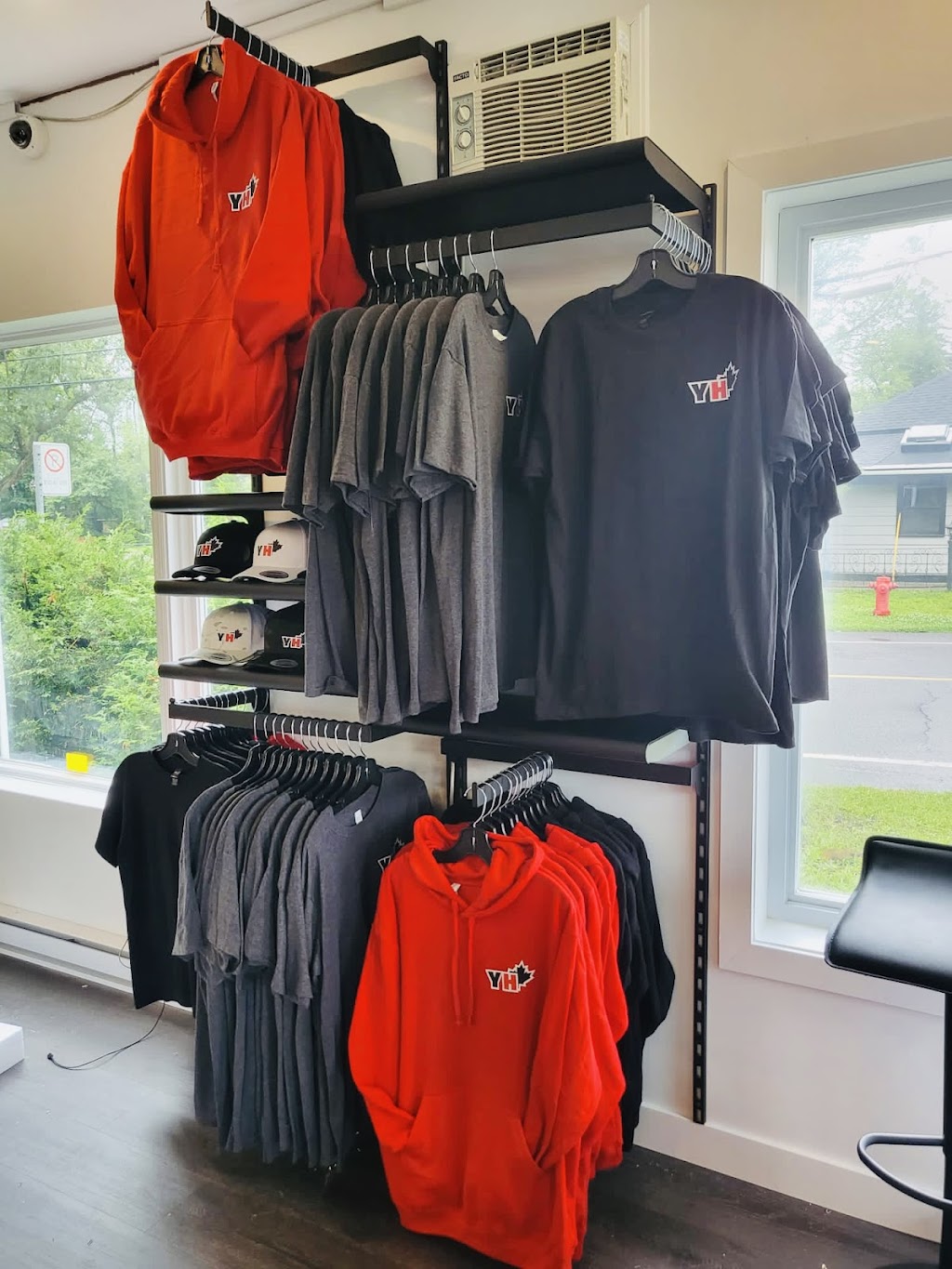 Yourhat.ca | 431 Rue Principale, Saint-Sauveur, QC J0R 1R4, Canada | Phone: (450) 227-1039