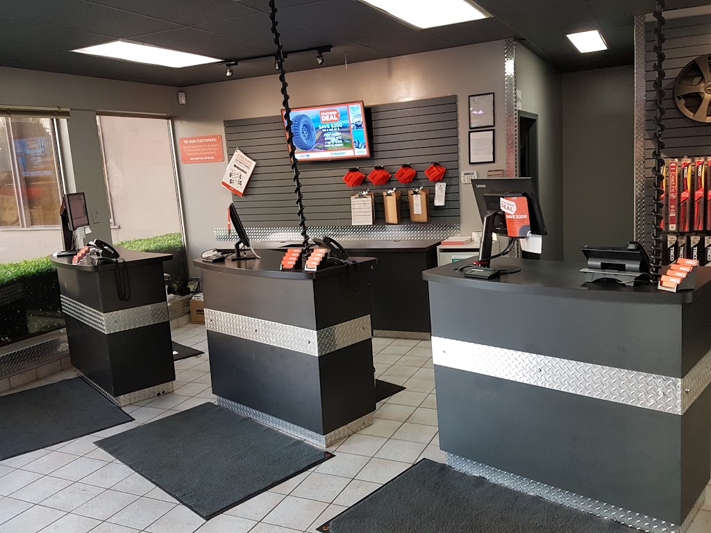 Kal Tire | 440 Brooksbank Ave, North Vancouver, BC V7J 2C2, Canada | Phone: (604) 985-4221