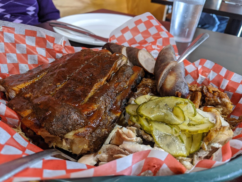 Smokin Georges BBQ Restaurant | 4131 Mostar Rd #5, Nanaimo, BC V9T 6A6, Canada | Phone: (250) 585-2258