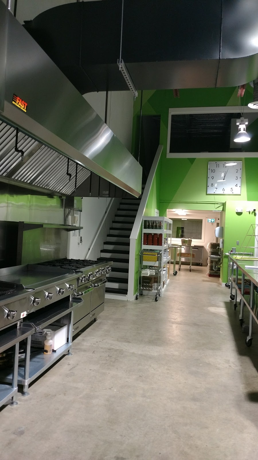2 Guys With Knives | 9265 Shaughnessy St, Vancouver, BC V6P 6R4, Canada | Phone: (778) 828-9478