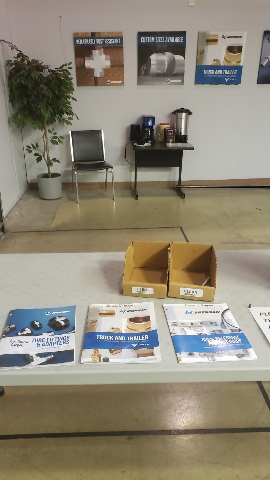 Versa Fittings Inc. | 290 Courtneypark Dr E, Mississauga, ON L5T 2S5, Canada | Phone: (905) 564-2600