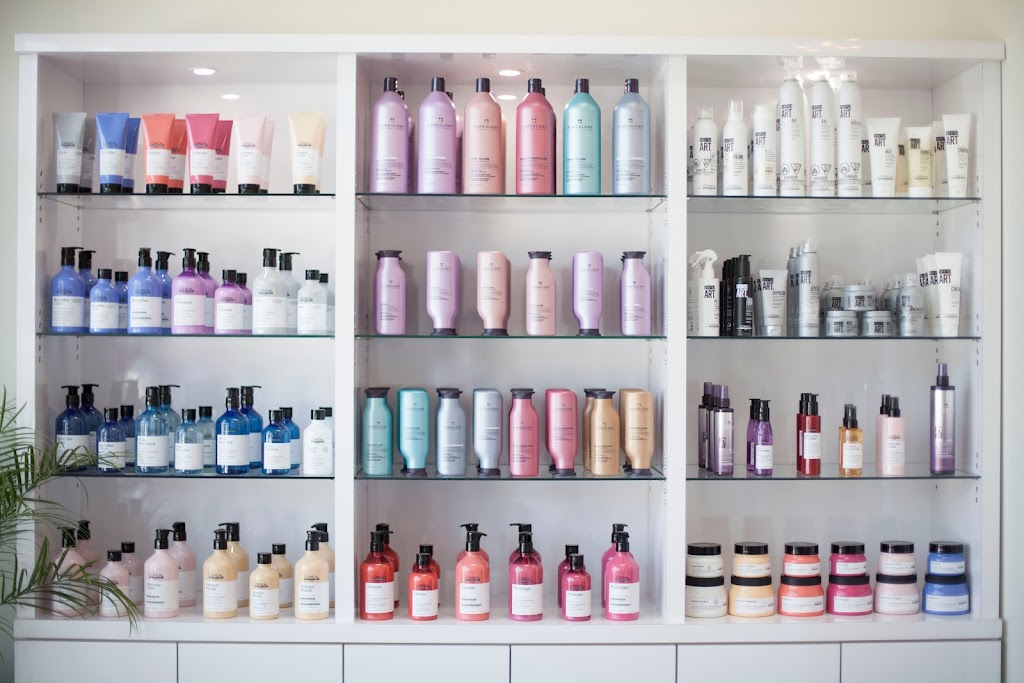 Bloom Hair & Nail Salon | 1160 Upper Paradise Rd Unit #2, Hamilton, ON L9B 2N9, Canada | Phone: (905) 318-7188