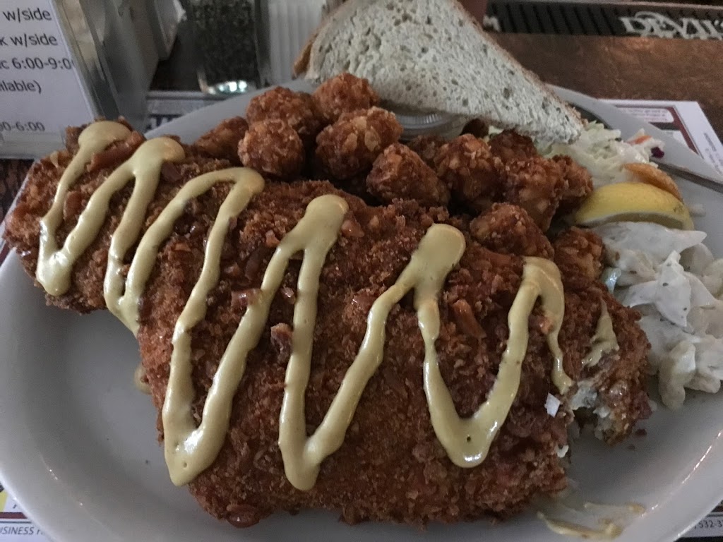 Zoar Valley Tavern and Restaurant | 10711 Hammond Hill Rd, East Otto, NY 14729, USA | Phone: (716) 592-4911