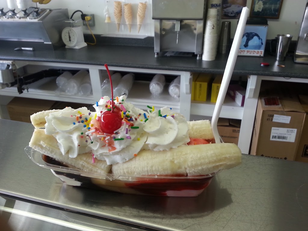 Mr. Tubbs Ice Cream Parlor | 3454 Tillicum Rd, Victoria, BC V8Z 4H3, Canada | Phone: (250) 388-3477