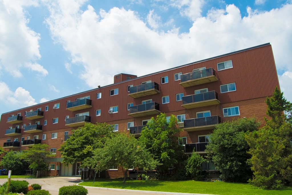3 Frontenac Road | 3 Frontenac Rd, London, ON N5Z 3Y7, Canada | Phone: (519) 697-0334