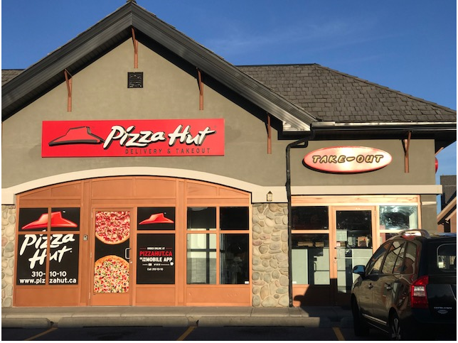 Pizza Hut | 11 Hidden Creek Dr NW #303, Calgary, AB T3A 6K6, Canada | Phone: (403) 310-1010