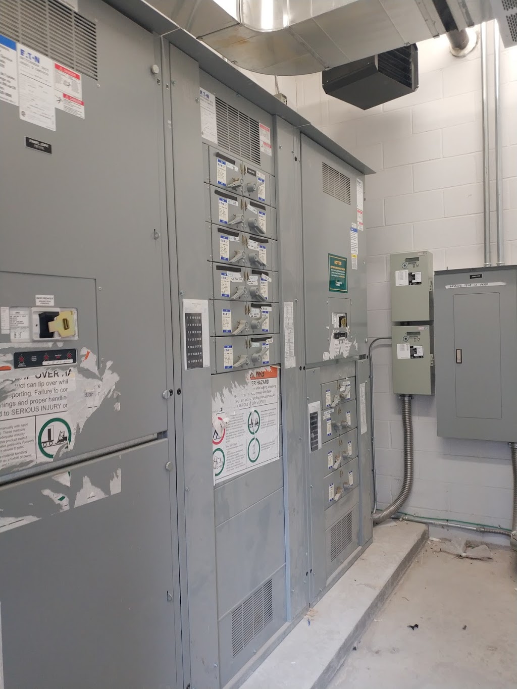 PowerLink Electric Inc. | 12 James Gray Dr, North York, ON M2H 1N9, Canada | Phone: (647) 527-1188