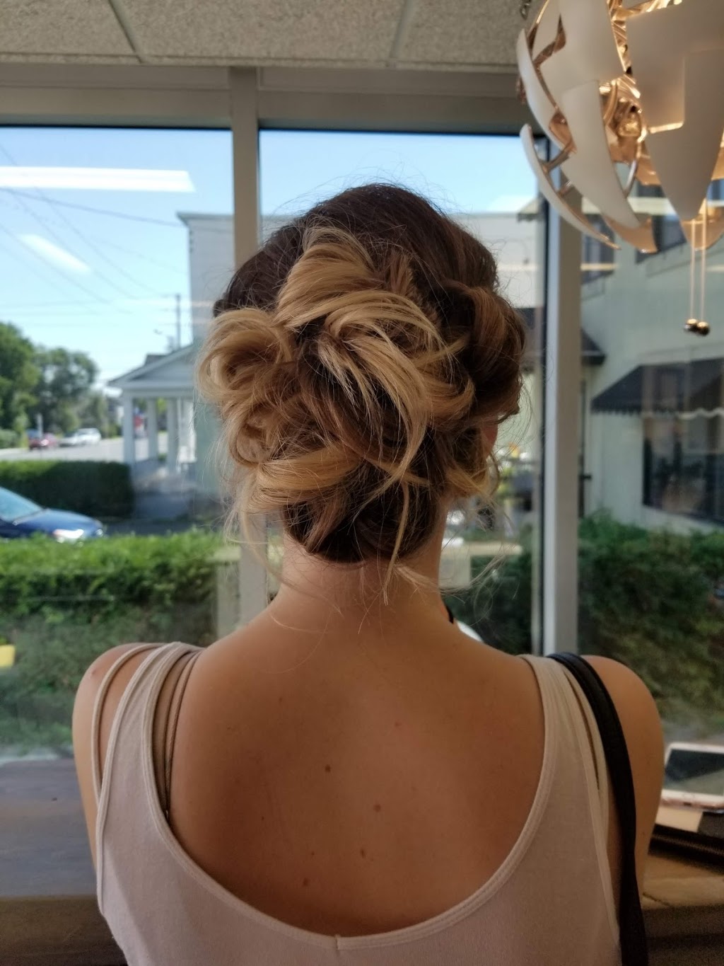 Salon LEkla | 59 Boulevard Montclair, Gatineau, QC J8Y 2E8, Canada | Phone: (819) 776-2605
