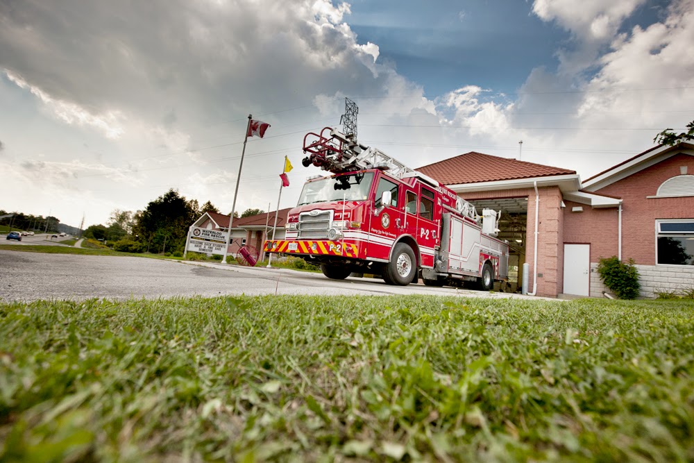 Waterloo Fire Station 2 (headquarters) | fire station | 470 Columbia St W, Waterloo, ON N2T 2Y6, Canada | 5198842121 OR +1 519-884-2121