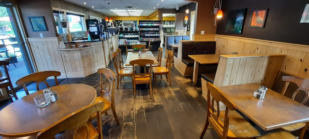 Black Creek Diner | 8268 N Island Hwy, Black Creek, BC V9J 1H7, Canada | Phone: (778) 428-5680