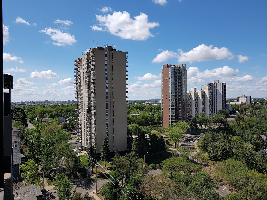 Riverview Manor | 9947 Saskatchewan Dr NW, Edmonton, AB T6E 4R3, Canada | Phone: (780) 415-5277