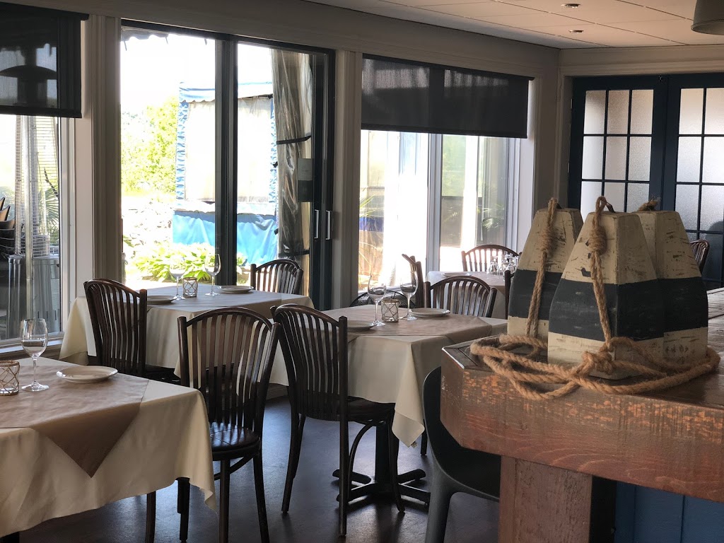 Les Flibustiers | 4685 Rue Saint-Laurent, Lévis, QC G6V 8M9, Canada | Phone: (418) 837-8588